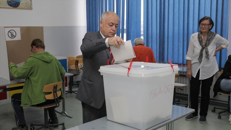 Bosna Hersek’te Devlet Başkanlığı Konseyi üyeleri belli oldu