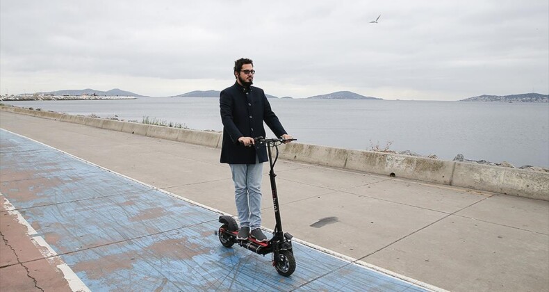 Genç girişimciler 5 dakikada şarj olabilen hidrojenli scooter üretti