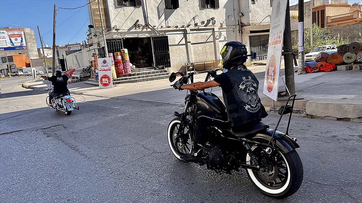 Cezayirli motosikletçi 11 ülkeyi kapsayan Orta Doğu turu için Türkiye yolunda