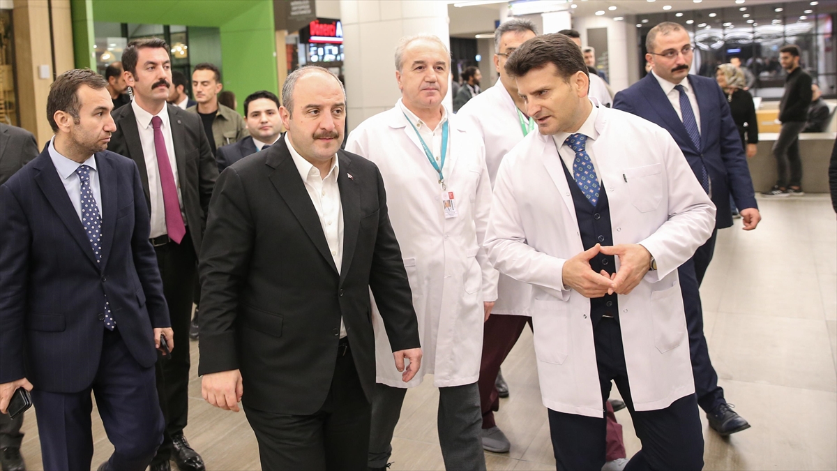 AA-20221026-29261411-29261410-BAKANLAR_OZER_VARANK_VE_BILGINDEN_BINALI_YILDIRIMA_ZIYARET