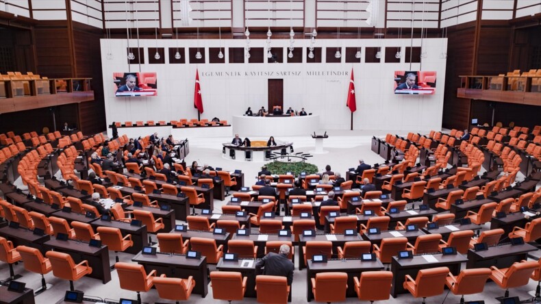 Ekonomiye ilişkin “torba” kanun teklifinde yer alan 17 madde daha kabul edildi
