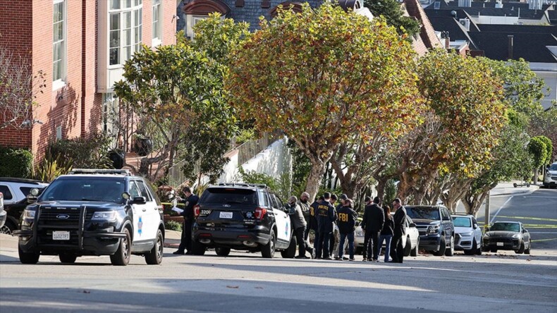 San Francisco Polisi: Saldırgan Temsilciler Meclisi Başkanı’nın eşini çekiçle yaraladı
