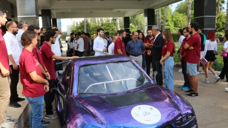 Otomotiv Distribütörleri Derneği Başkanı Bozkurt Akdeniz Üniversitesi’nde öğrencilerle buluştu