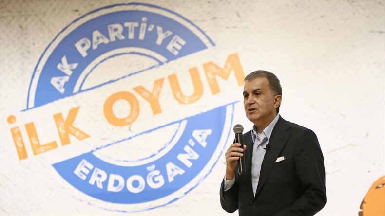 AK Parti Sözcüsü Ömer Çelik, Adana’da gençlere seslendi