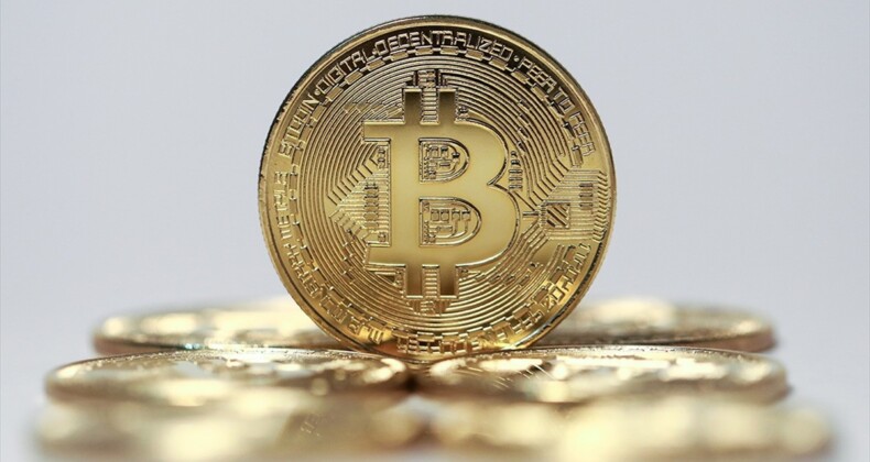 Bitcoin’in fiyatı 17 bin doların altını gördü