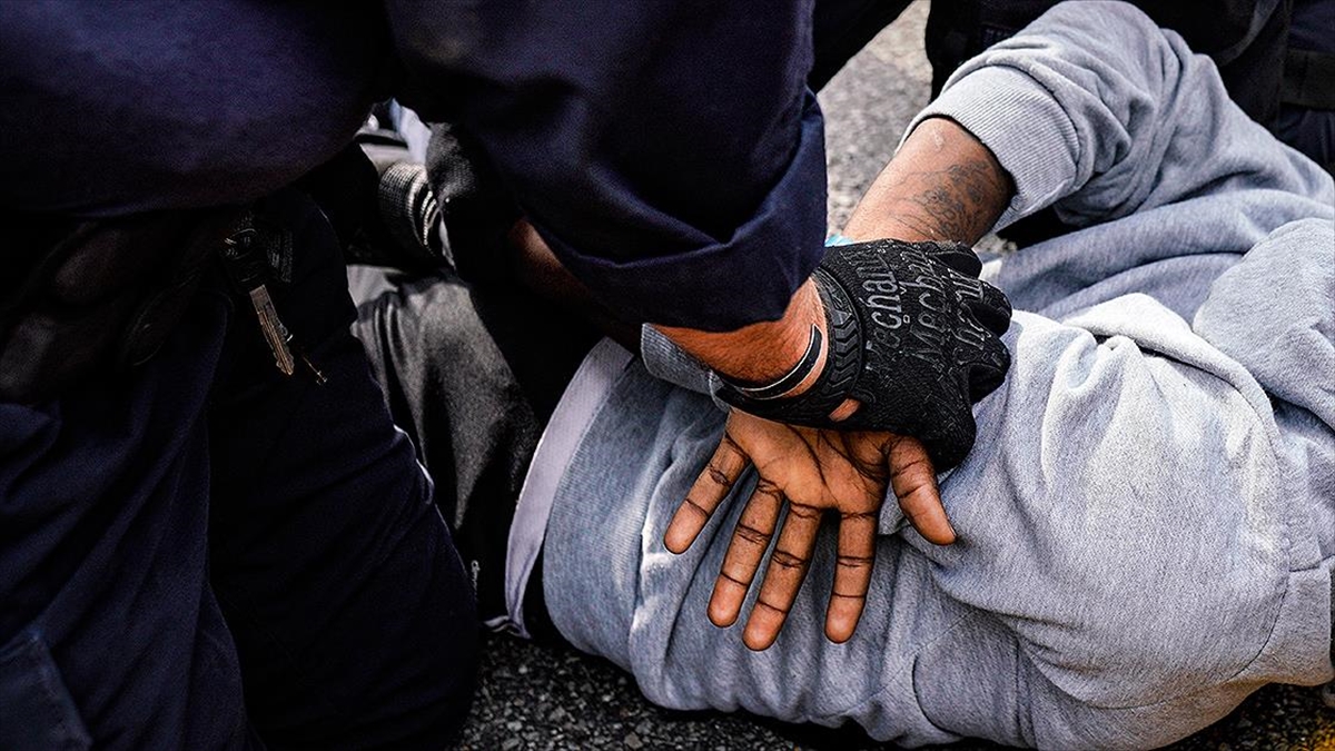 AA-20221111-29413068-29413067-ABDDE_POLISIN_YANLIS_MUDAHALESIYLE_OLEN_GENCIN_AILESINE_3_MILYON_DOLAR_TAZMINAT_ODENECEK