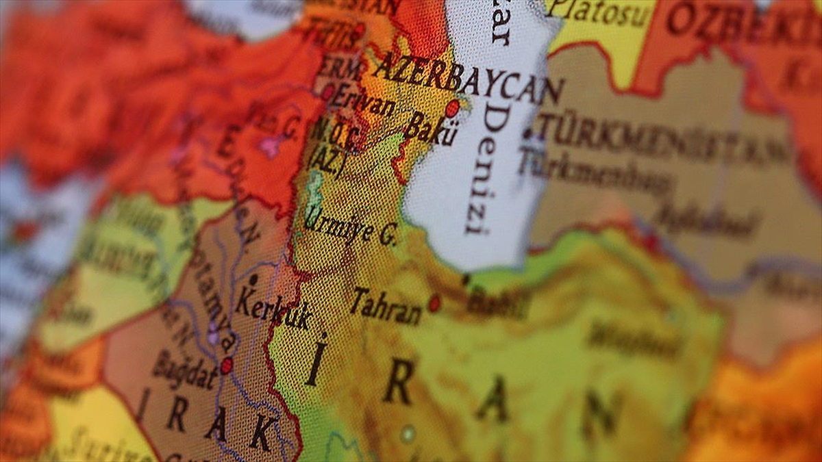 AA-20221112-29420539-29420538-IRANIN_AZERBAYCANA_YONELIK_TUTUMU_VE_SINIRDAKI_ASKERI_TATBIKATLAR_GERILIMI_TIRMANDIRIYOR