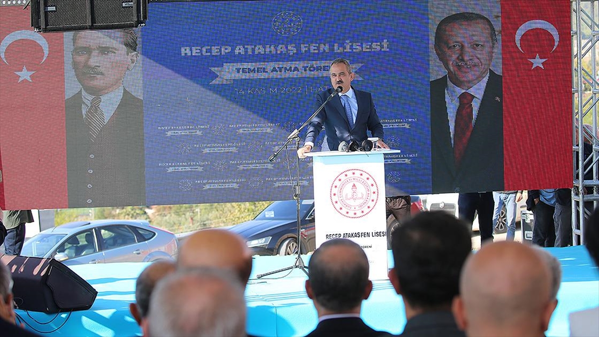 AA-20221114-29438070-29438069-MILLI_EGITIM_BAKANI_OZER_KIZ_COCUKLARININ_OKULLASMA_ORANI_YUZDE_9466YA_ULASTI