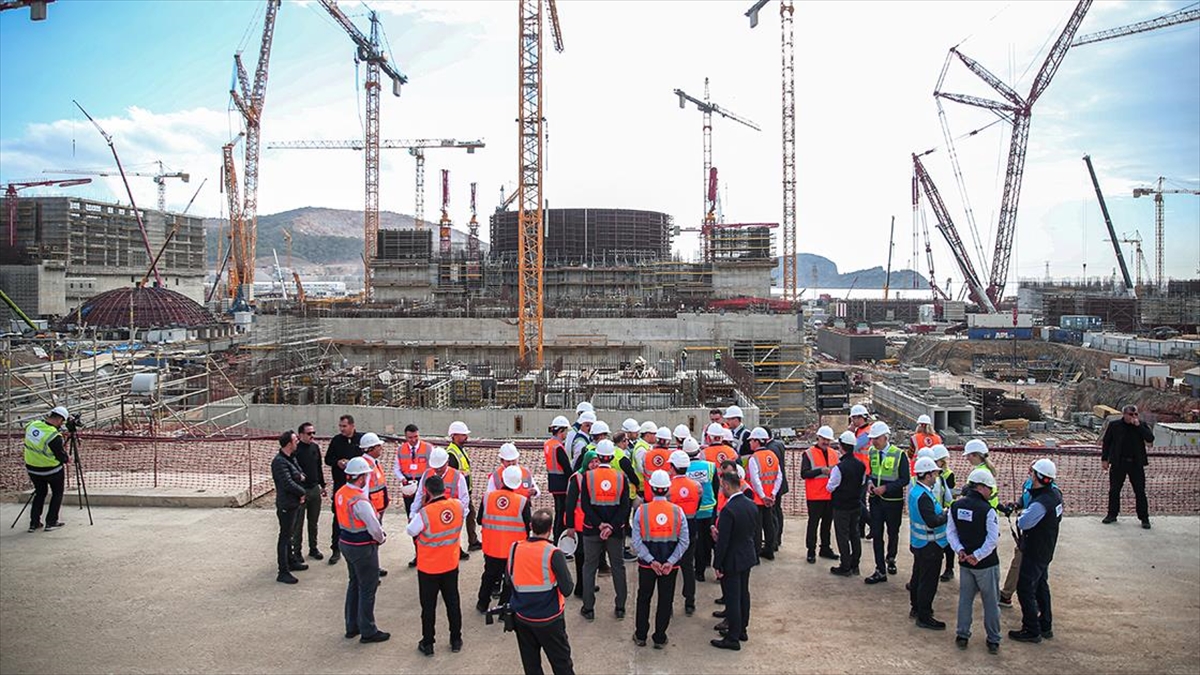 AA-20221119-29479954-29479953-TBMM_SANAYI_TICARET_VE_ENERJI_KOMISYONU_HEYETINDEN_AKKUYU_NGSDE_INCELEME