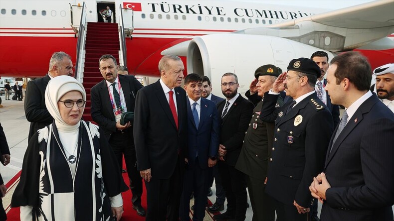 Cumhurbaşkanı Erdoğan, Katar’a geldi