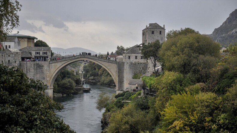 Bosna Hersek’te savaşı sonlandıran Dayton Antlaşması’nın üzerinden 27 yıl geçti