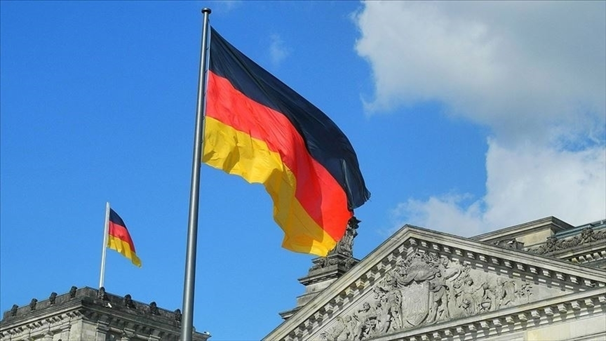Almanya’nın KRV eyaletinde milletvekili bürolarındaki “ani su ısıtıcıları” sökülecek