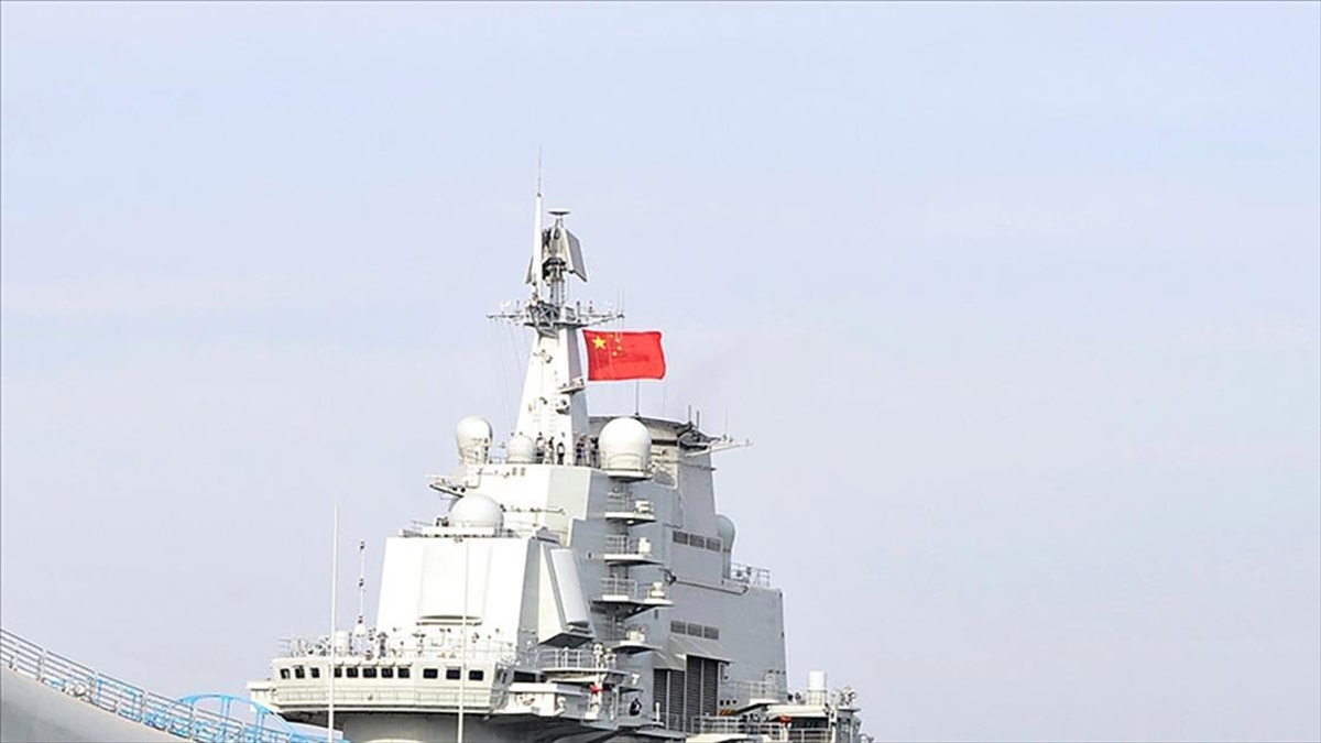 Çin’e ait gemiler Doğu Çin Denizi’nde Japon kara sularına girdi