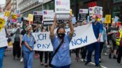 İngiltere’de binlerce hemşire gelecek ay greve gitmeye hazırlanıyor