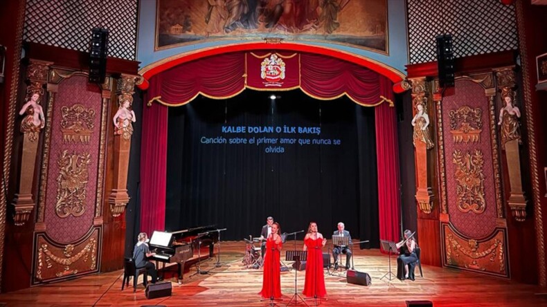 ‘Anadolu Sopranoları’ Ekvador’da iki festivalde konser verdi