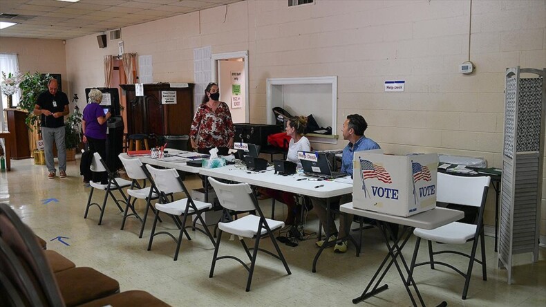 ABD’nin Georgia eyaletindeki 2. tur seçimlerde erken oy kullananların sayısı 1,1 milyonu aştı