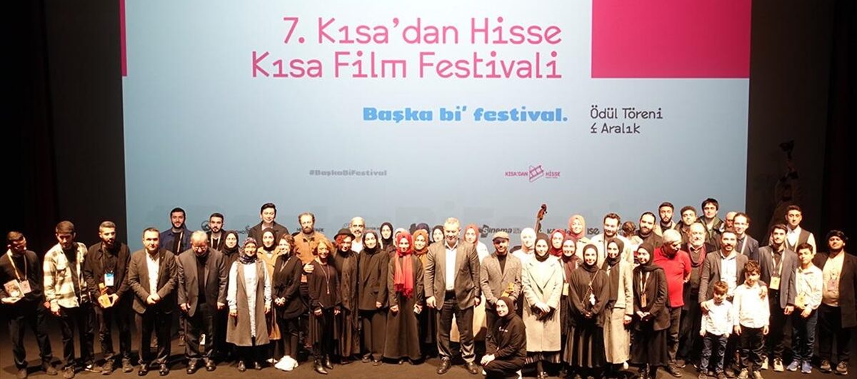AA-20221205-29648036-29648035-7_KISADAN_HISSE_KISA_FILM_FESTIVALI_ODULLERI_SAHIPLERINI_BULDU