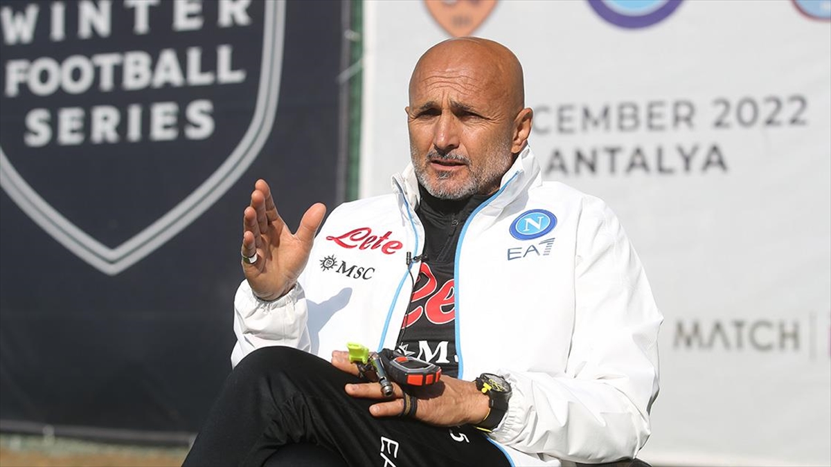 AA-20221206-29661187-29661186-NAPOLI_TEKNIK_DIREKTORU_SPALLETTI_BIR_GUN_TURKIYEDE_CALISMAYI_ISTIYOR
