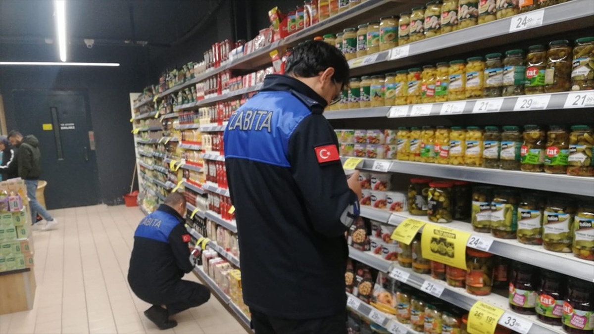 AA-20221208-29681290-29681289-TRAKYA_VE_MERSINDE_MARKETLERDE_FAHIS_FIYAT_DENETIMI_YAPILDI