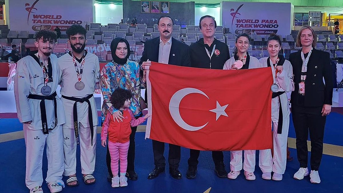 AA-20221208-29684113-29684112-MILLI_PARA_TEKVANDOCULARDAN_GRAND_PRIX_FINAL_MUSABAKALARINDA_4_MADALYA
