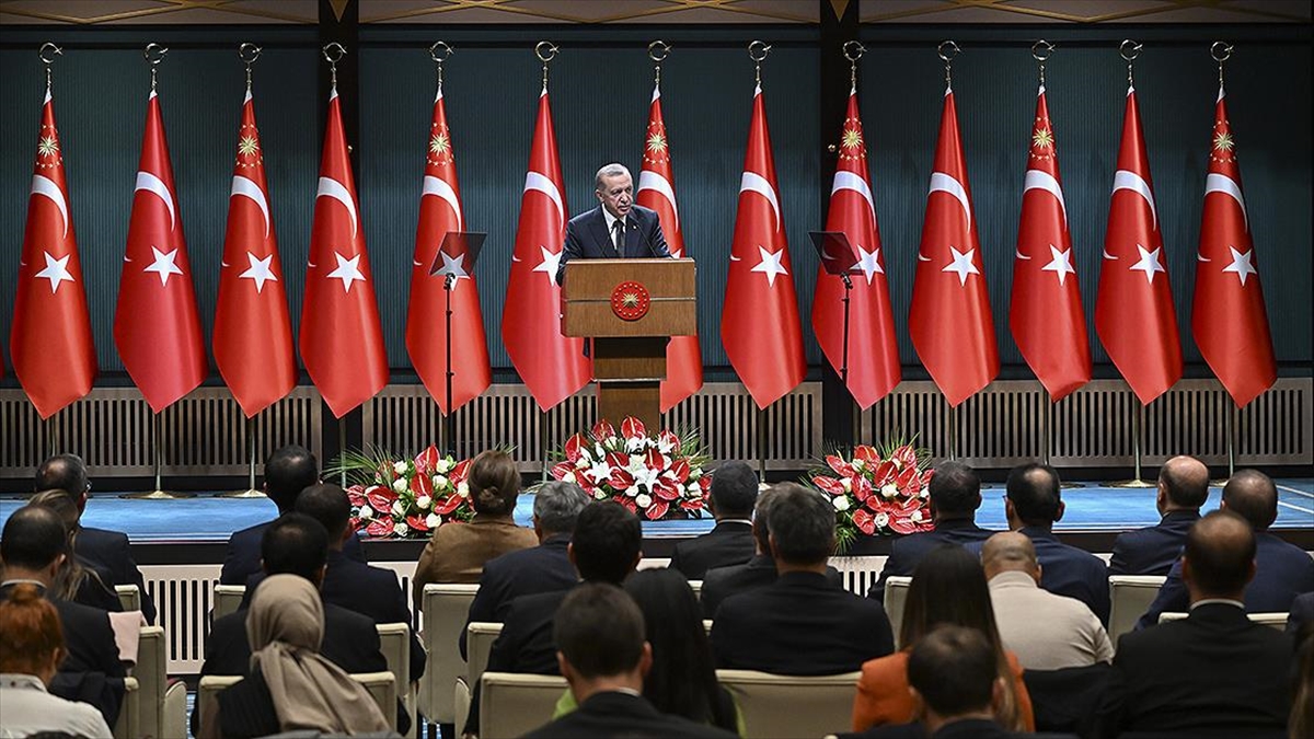 Cumhurbaşkanı Erdoğan, “Başarı Teşvik Programı”nı açıkladı