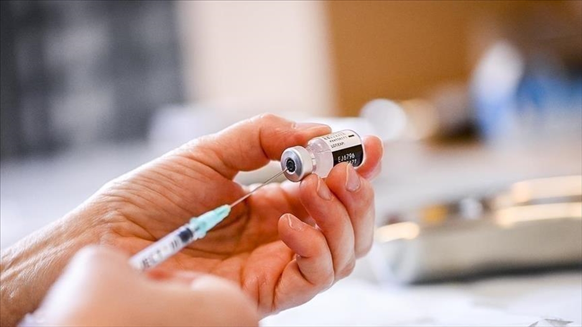 Çin, Pfizer’ın Kovid-19 ilacının internetten satışına izin verdi