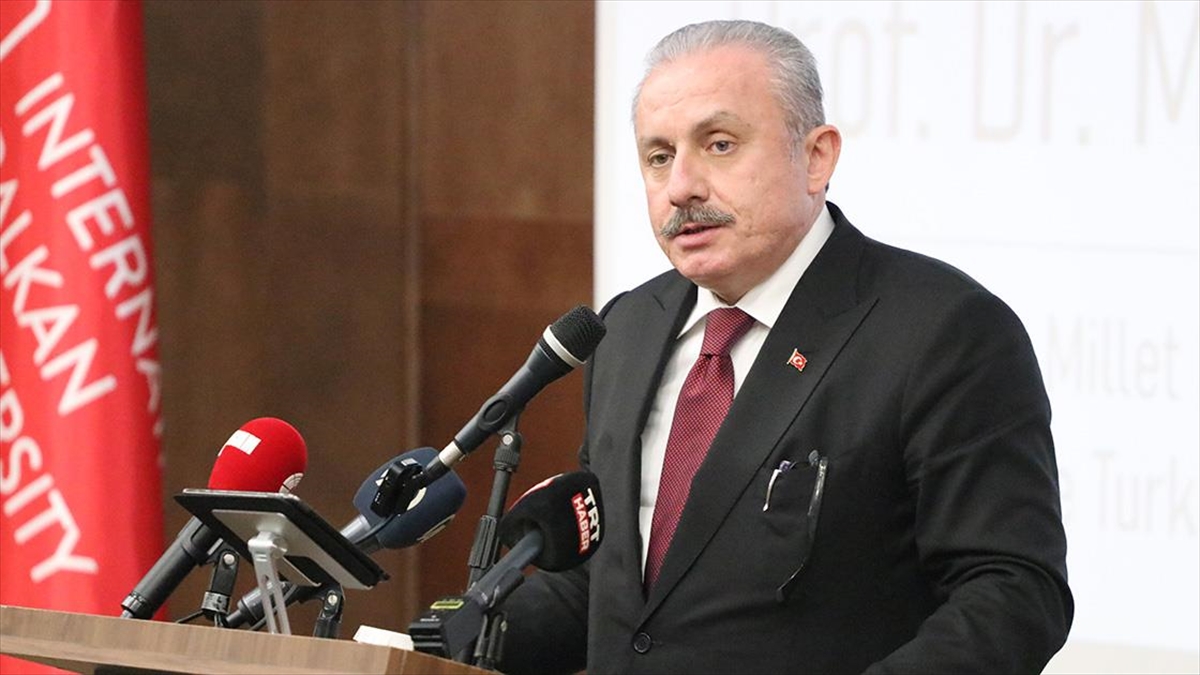 TBMM Başkanı Şentop: Uluslararası meselelere bakarken temel perspektifimiz insanı esas alan bir bakış açısıdır