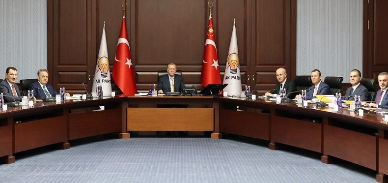 AK Parti MYK toplandı