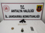 VİLLA KİRALAYIP UYUŞTURUCU YETİŞTİRDİLER