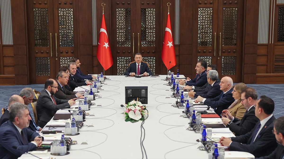 Cumhurbaşkanı Yardımcısı Oktay, “Dijital Türkiye 2023 1’inci Toplantısı”na başkanlık etti