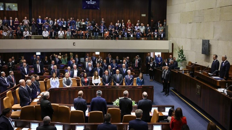İsrail’de yeni hükümetin Meclis’teki ilk icraatı işgal yasasını geçirmek oldu