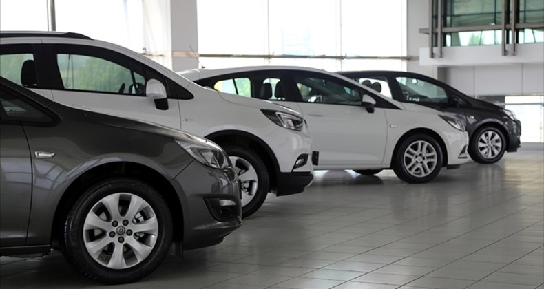 Ticaret Bakanlığı sıfır ve ikinci el araç piyasasına yönelik inceleme başlattı