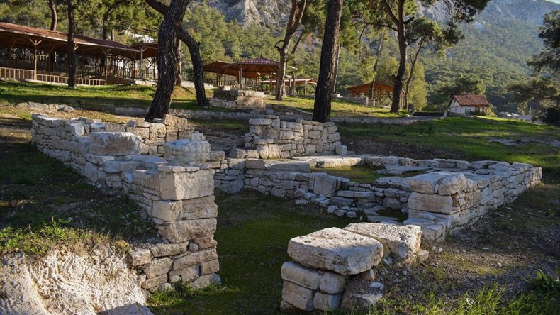 Linyit sahasındaki arkeolojik kazılar, Karya medeniyetine ışık tutuyor