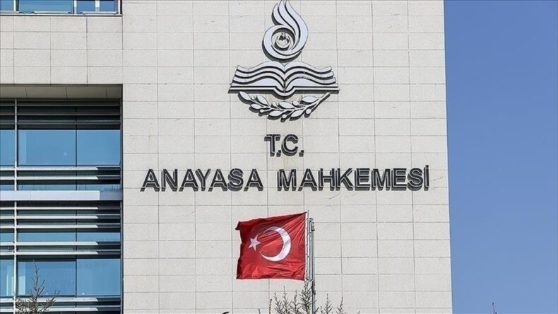 AYM, HDP’nin “kapatma davasının seçim sonrasına bırakılması” başvurusunu yarın görüşecek
