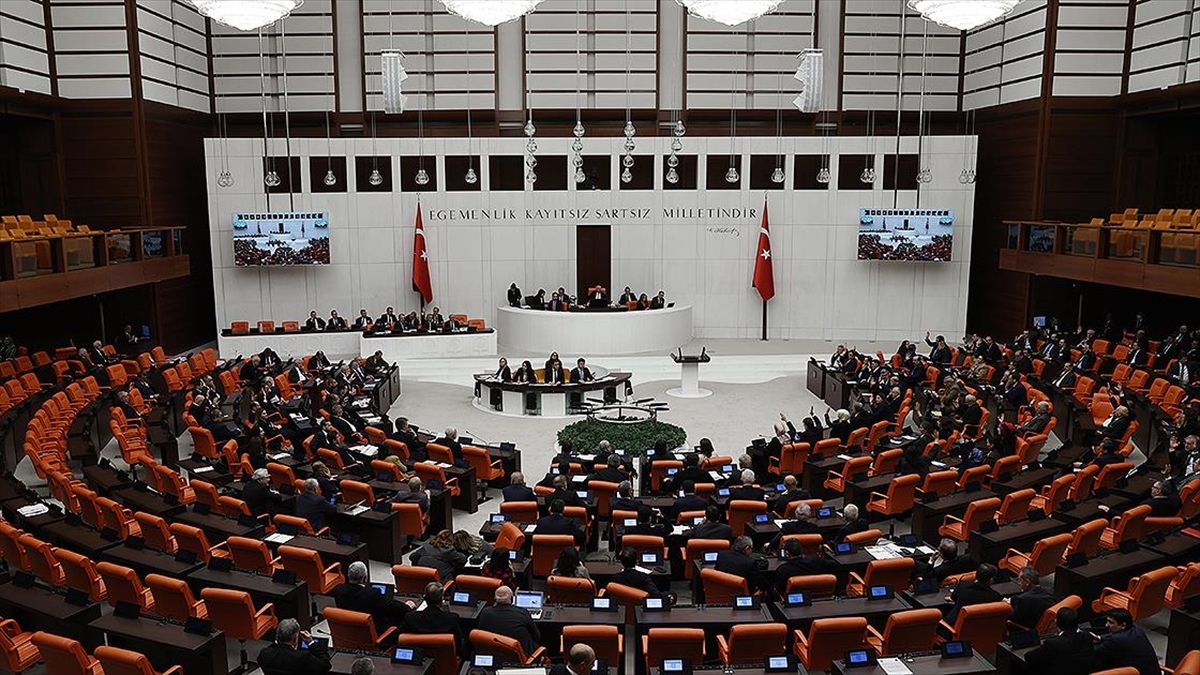 Ticarete ilişkin “torba kanun teklifi” TBMM Genel Kurulunda kabul edildi