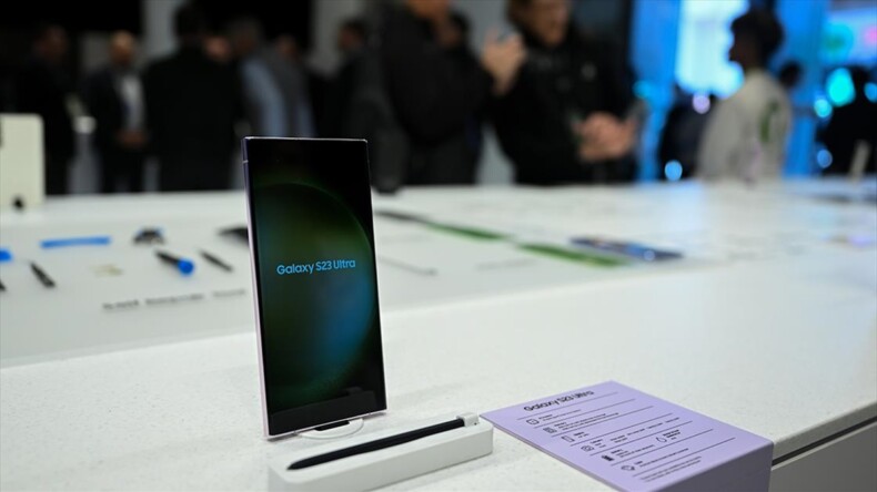 Samsung, California’da yeni akıllı telefon serisi Galaxy S23’ü piyasaya sundu