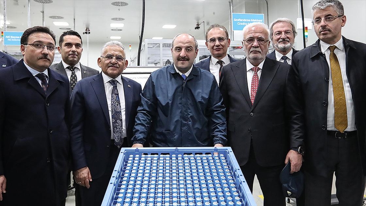 Bakan Varank: Pil endüstrisinde ve depolama teknolojilerinde Türkiye’yi önemli bir oyuncu haline getirmek istiyoruz