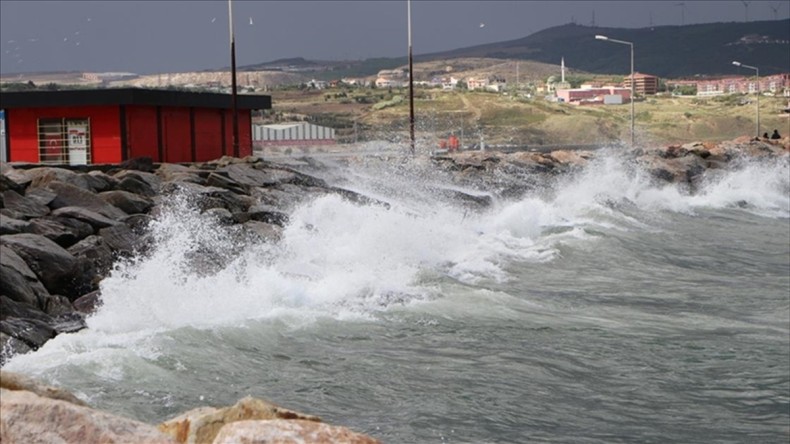 Batı Akdeniz’de fırtına, Kahramanmaraş-Osmaniye çevresinde ise kar bekleniyor