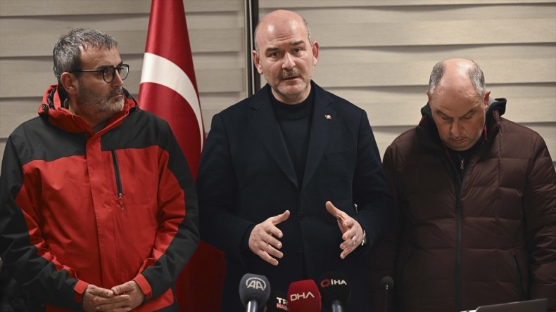 İçişleri Bakanı Soylu: Depremlerde 120 polis arkadaşımızı ve 32’nin üzerinde jandarma personelimizi kaybettik