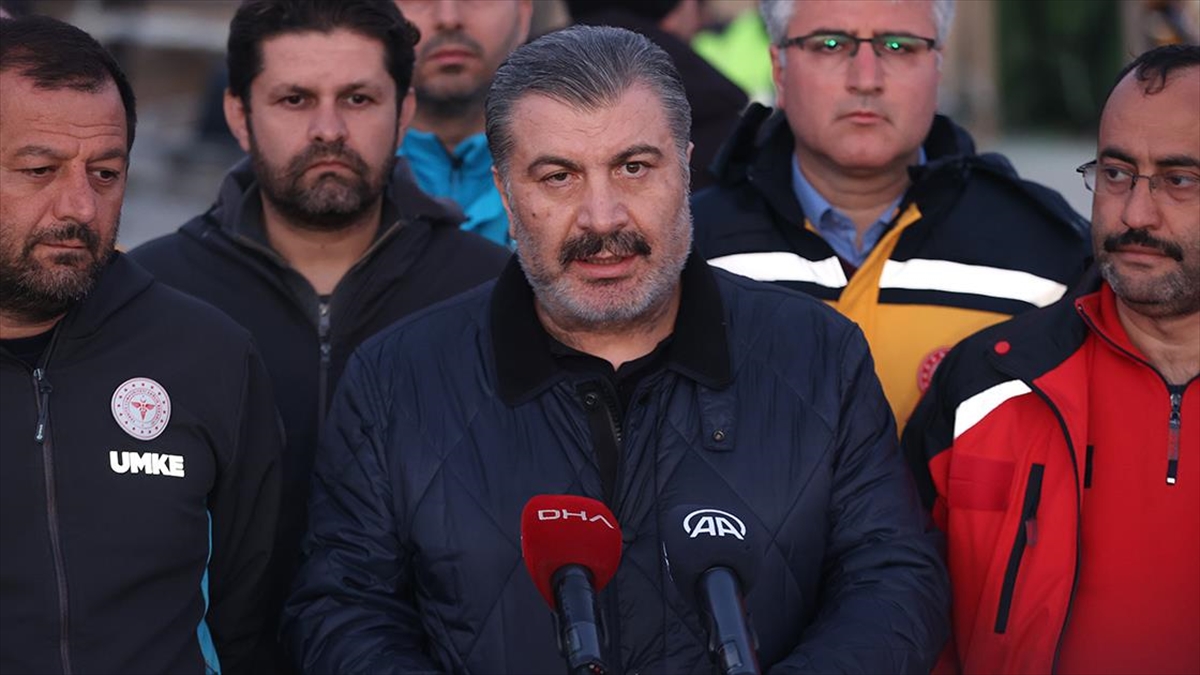 Sağlık Bakanı Koca: Deprem bölgesinde bugüne kadar herhangi bir bulaşıcı hastalık salgını saptanmamıştır