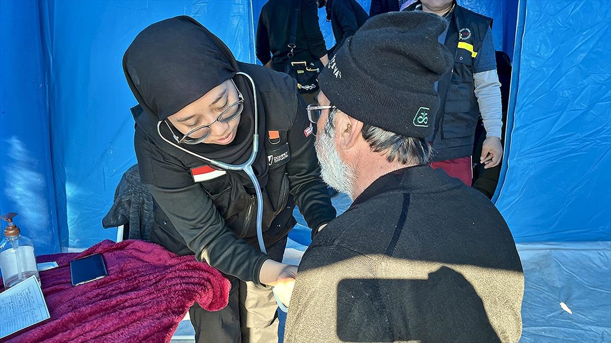 Endonezya, Hatay’da kurduğu sahra hastanesiyle 2 binden fazla kişiye hizmet verdi