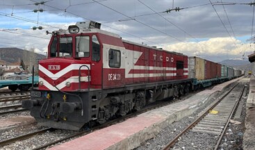 Çanakkale’den trenle gönderilen konteynerler Gölbaşı’na ulaşıyor