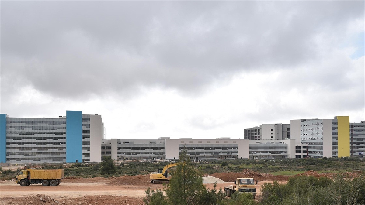Antalya Şehir Hastanesi’nin yapımında sona gelindi