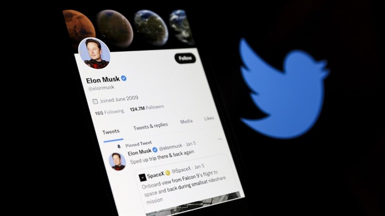 Elon Musk Twitter’da “mavi tik” onay sisteminin tüm dünyada kullanılabileceğini duyurdu