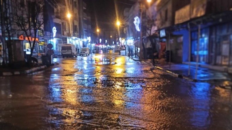 Şanlıurfa’da sağanak etkili oldu