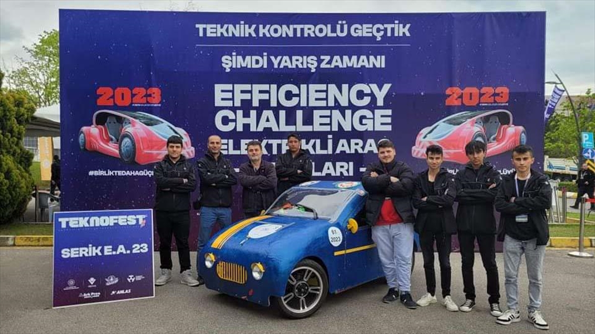 Antalya’da öğrencilerin tasarladığı elektrikli araç TEKNOFEST kapsamındaki yarışlarda Türkiye üçüncüsü oldu