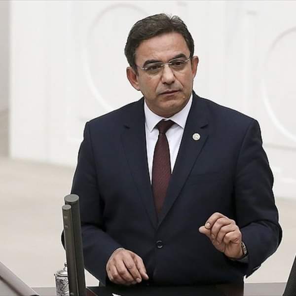 CHP ANTALYA MİLLETVEKİLİ ÇETİN OSMAN BUDAK ADAYLIKTAN ÇEKİLDİ…