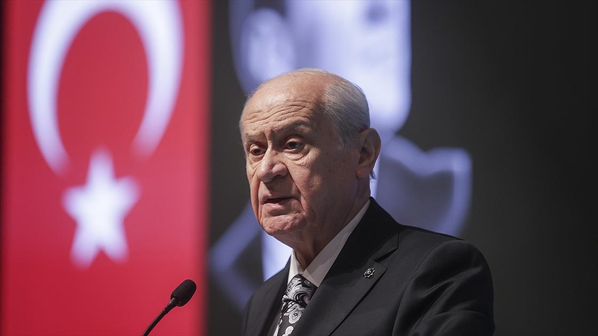 MHP Genel Başkanı Bahçeli’den 19 Mayıs mesajı: Vakit 85 milyon Türk vatandaşımızın tek yürek olma vaktidir