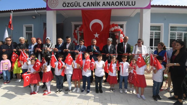 HAYIRSEVERLERİN BU VATANA BİR SEVDASI VAR