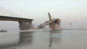 Hindistan’da inşaat halindeki köprü ikinci kez çöktü